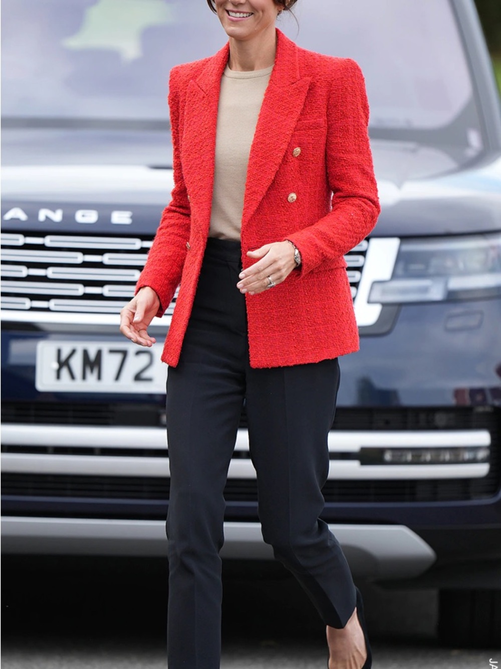 Zara Red Tweed Double-Breasted Bouclé Blazer - Picture 2 of 10